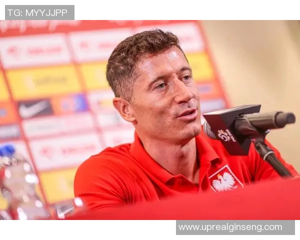 外国人眼中的足球球星：从技艺到人格魅力的全方位呈现